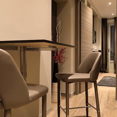 Suite 11 Near Duomo Milan Bagian luar foto